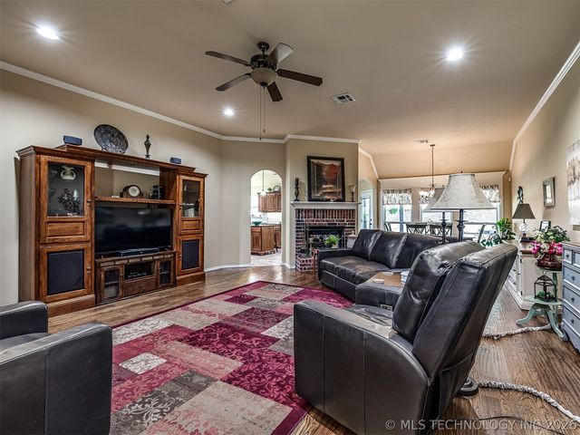 9501 N 95th East Court, Owasso, OK 74055