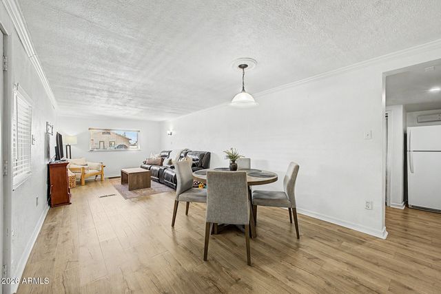 7208 E INVERNESS Avenue, Mesa, AZ 85209
