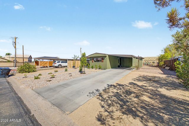7208 E INVERNESS Avenue, Mesa, AZ 85209
