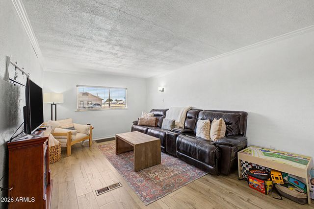 7208 E INVERNESS Avenue, Mesa, AZ 85209