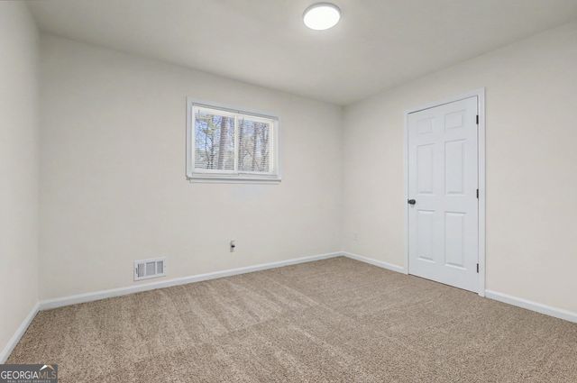 7230 Connell Road, Fairburn, GA 30213