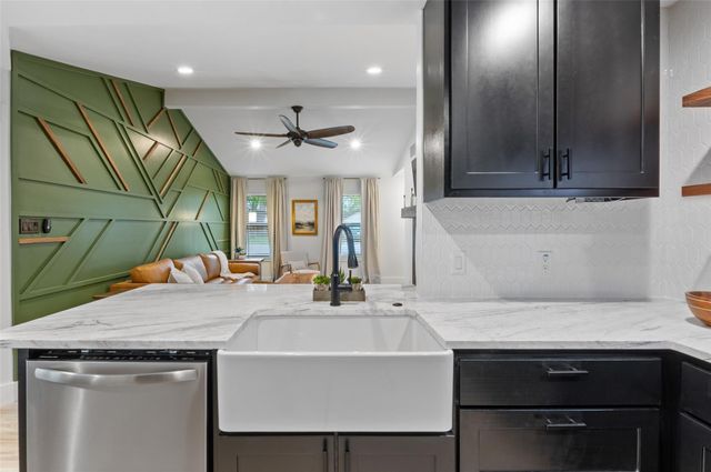 801 Forest Glen CV, Round Rock, TX 78664