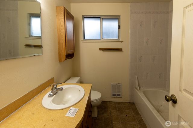 1308 E 15th Avenue, Ellensburg, WA 98926