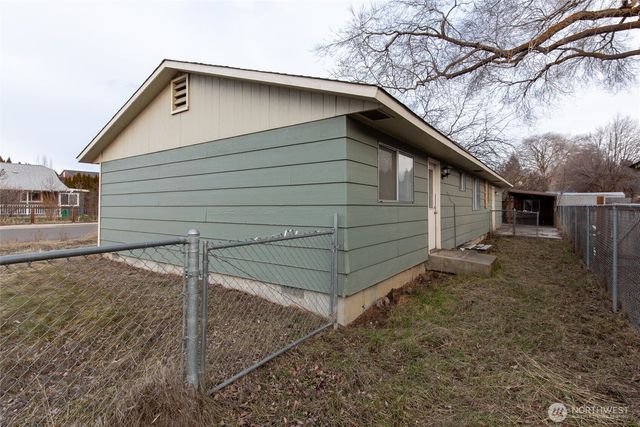 1308 E 15th Avenue, Ellensburg, WA 98926