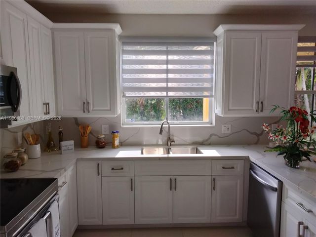 1249 Allamanda Way, Weston, FL 33327