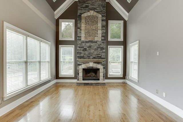940 Chateau Forest Road, Hoschton, GA 30548