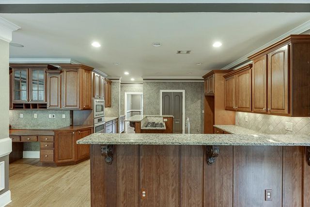 940 Chateau Forest Road, Hoschton, GA 30548