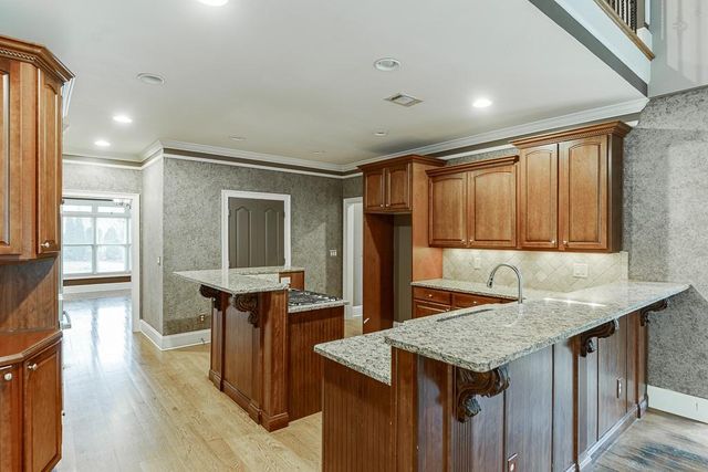 940 Chateau Forest Road, Hoschton, GA 30548