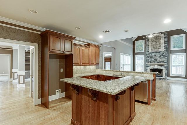 940 Chateau Forest Road, Hoschton, GA 30548