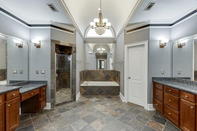 940 Chateau Forest Road, Hoschton, GA 30548