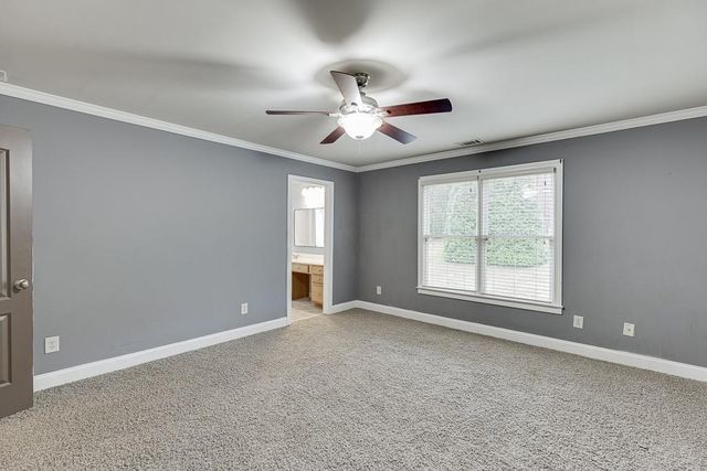 940 Chateau Forest Road, Hoschton, GA 30548