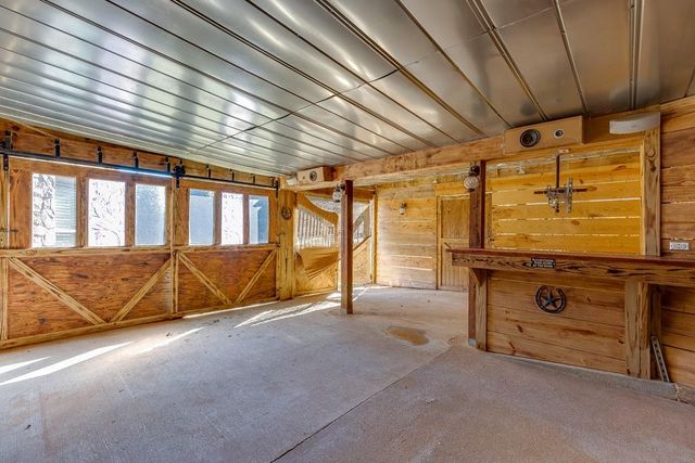 940 Chateau Forest Road, Hoschton, GA 30548