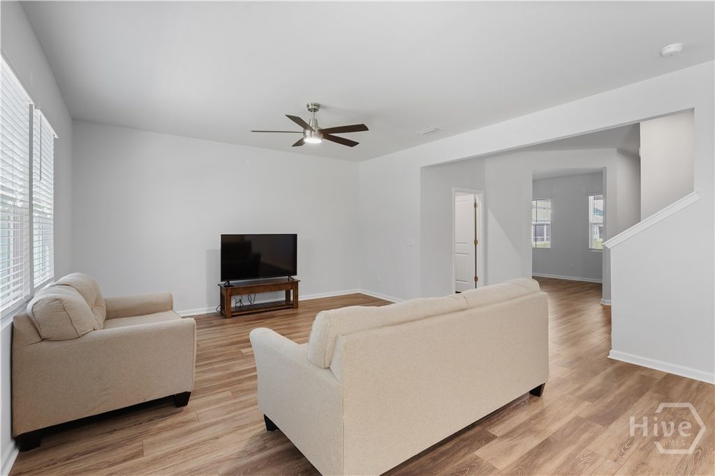 Image 13 of property listing at 38 Shade Tree Drive, Richmond Hill, GA 31324