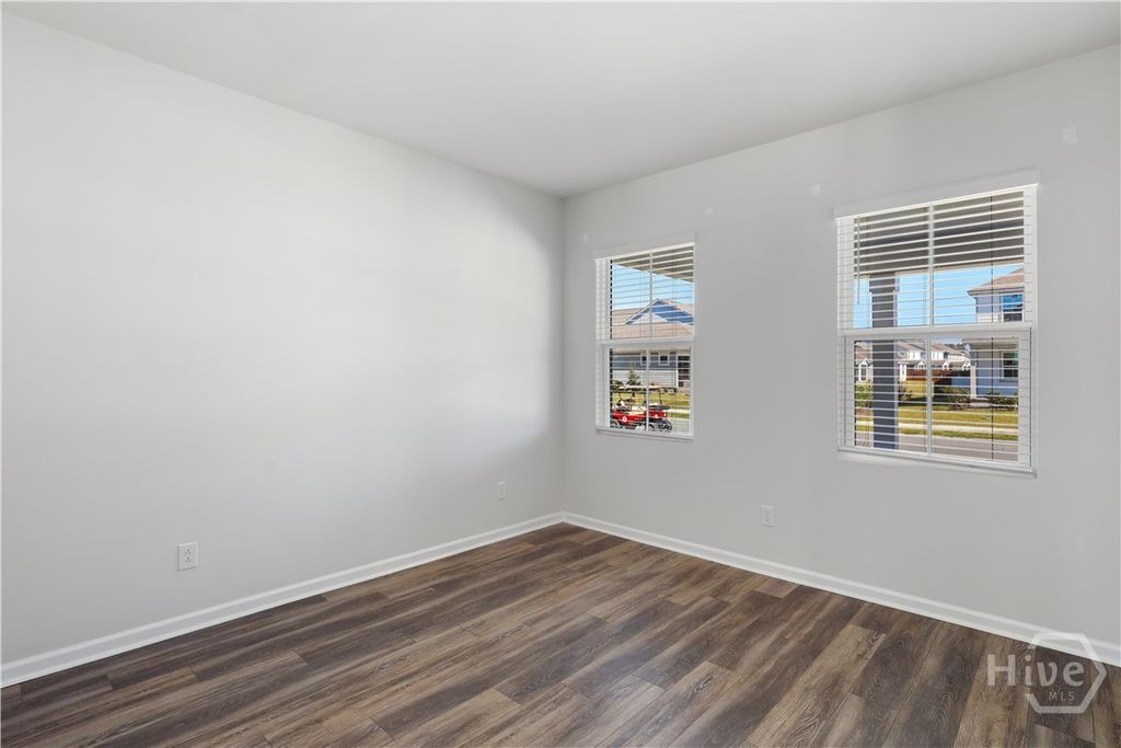 Image 18 of property listing at 38 Shade Tree Drive, Richmond Hill, GA 31324