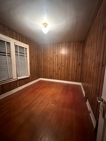 3725 N Newland Avenue, Chicago, IL 60634