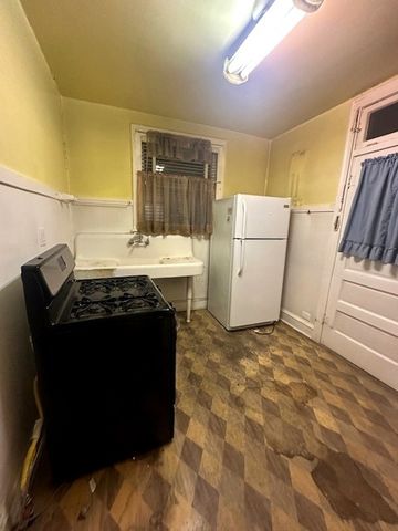 3725 N Newland Avenue, Chicago, IL 60634