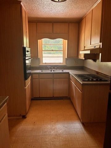 2635 Fairlane Drive SE, Atlanta, GA 30354