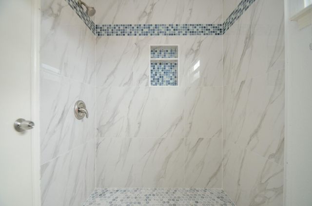 10707 Sagewind Circle, Houston, TX 77089