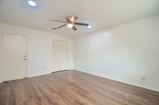 10707 Sagewind Circle, Houston, TX 77089