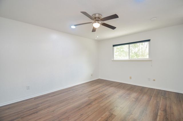 10707 Sagewind Circle, Houston, TX 77089