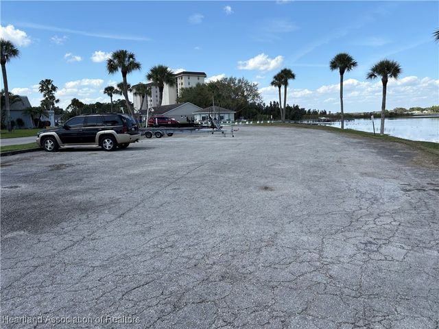 225 Country Club Drive, Lake Placid, FL 33852
