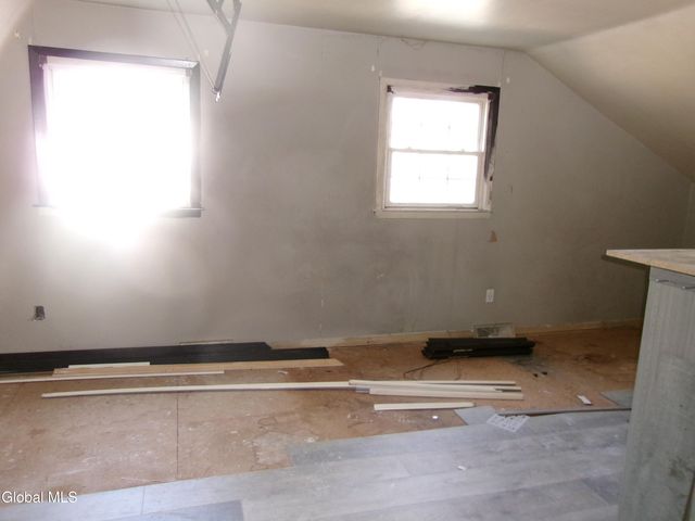 1 Gilmore Terrace, Guilderland, NY 12303