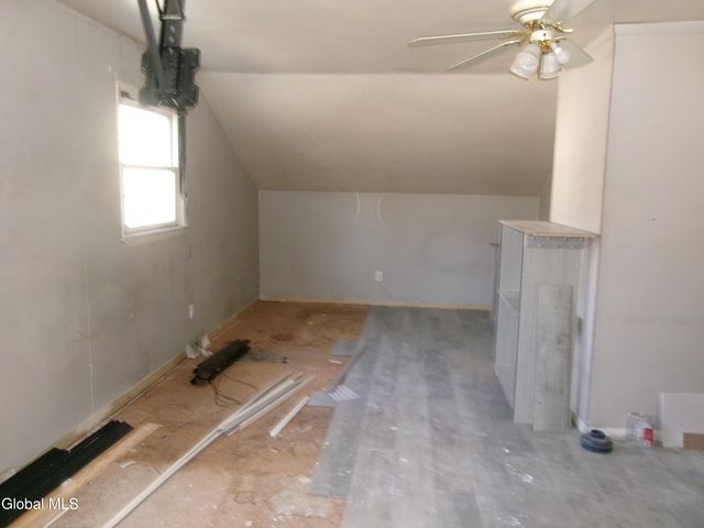 1 Gilmore Terrace, Guilderland, NY 12303