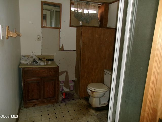 1 Gilmore Terrace, Guilderland, NY 12303