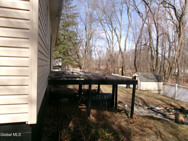 1 Gilmore Terrace, Guilderland, NY 12303