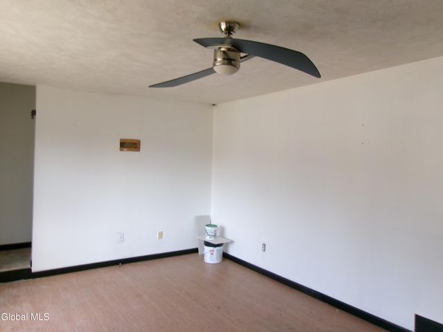 1 Gilmore Terrace, Guilderland, NY 12303