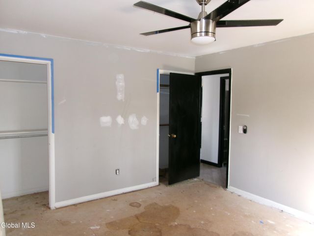 1 Gilmore Terrace, Guilderland, NY 12303