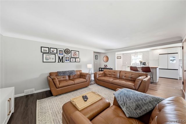 86 East Milnor Avenue, Lackawanna, NY 14218