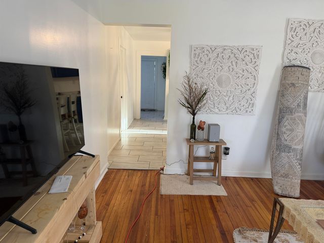 4 Arkmain Street, Spartanburg, SC 29306