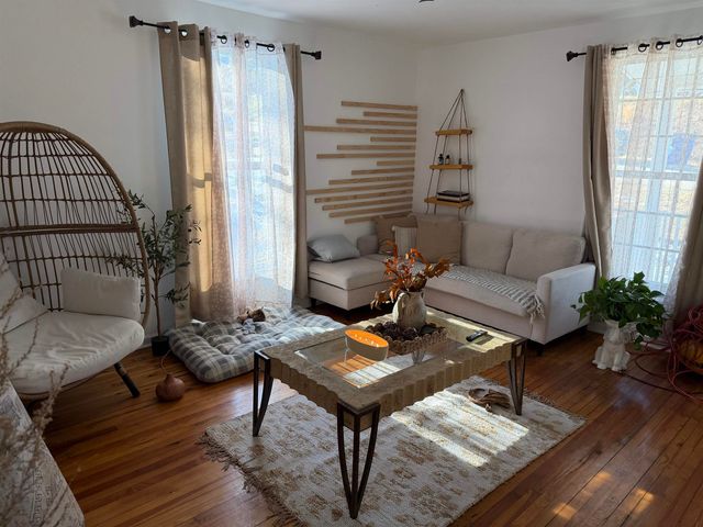 4 Arkmain Street, Spartanburg, SC 29306