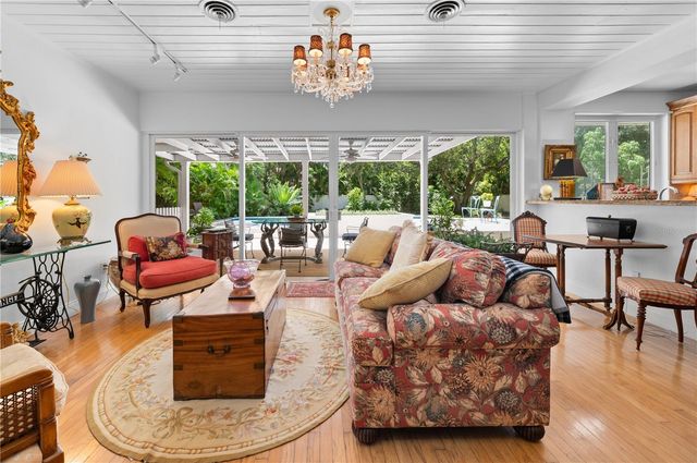 1722 NORTH DRIVE, Sarasota, FL 34239