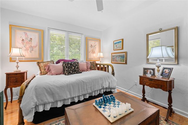 1722 NORTH DRIVE, Sarasota, FL 34239