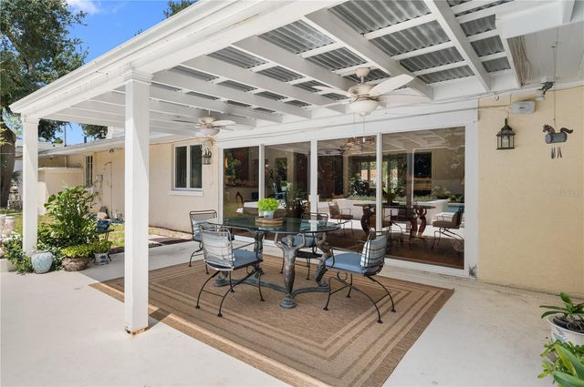 1722 NORTH DRIVE, Sarasota, FL 34239