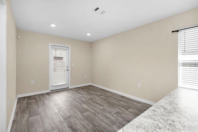6480 Churchill Cir, Milton, FL 32583