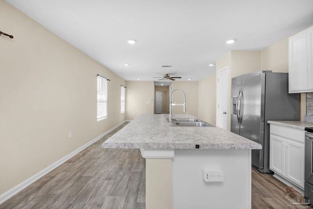 6480 Churchill Cir, Milton, FL 32583
