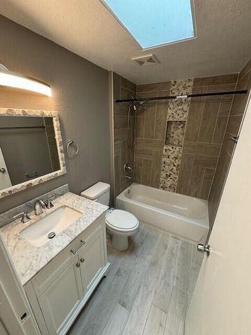 1896 Keewin Avenue NE, Palm Bay, FL 32905