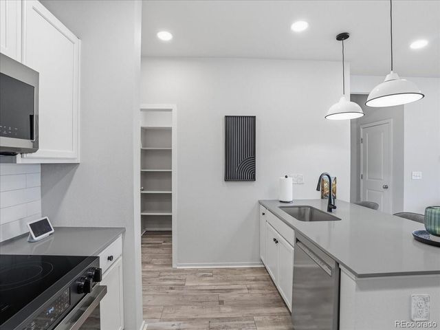 6717 4th St Rd 2, Greeley, CO 80634