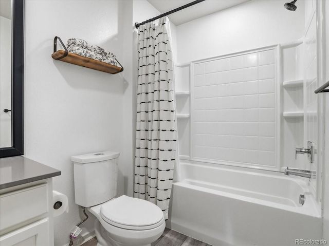 6717 4th St Rd 2, Greeley, CO 80634