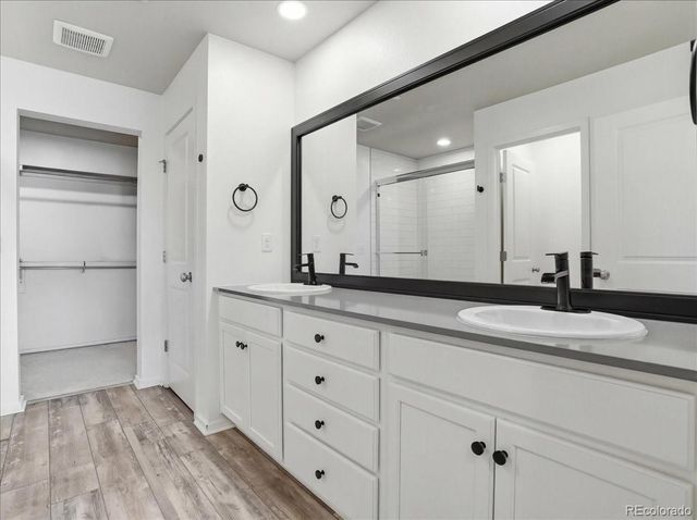 6717 4th St Rd 2, Greeley, CO 80634