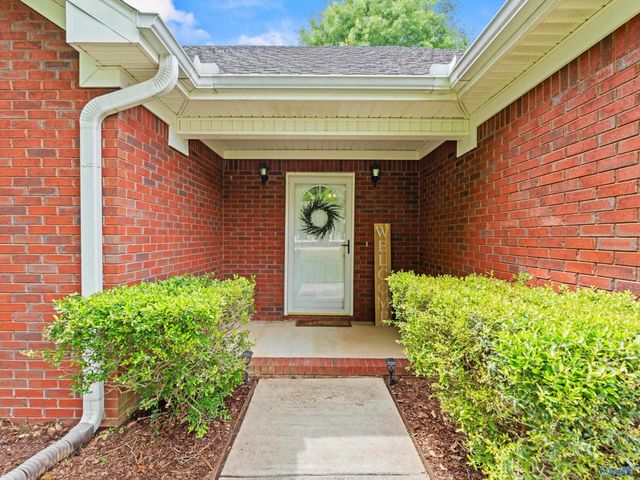108 City Park Road, New Hope, AL 35760