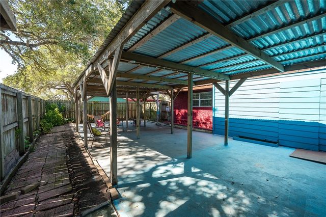 2093 Tiner, Ingleside, TX 78362