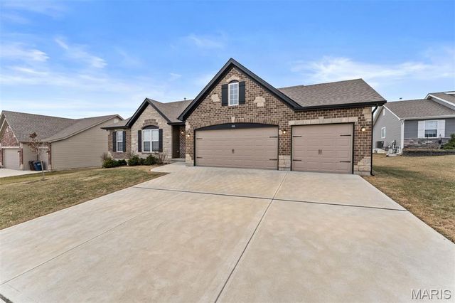 408 Abilene Court, Moscow Mills, MO 63362