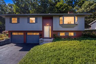 66 Lamb Avenue, Saugerties, NY 12477
