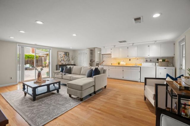 1573 S Mary Avenue, Sunnyvale, CA 94087