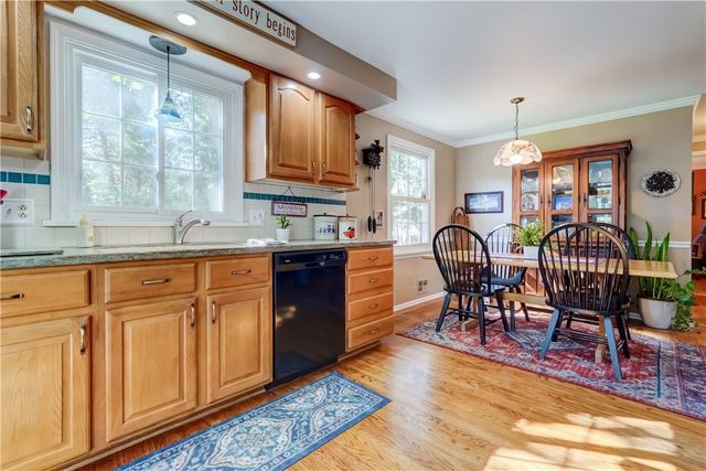 173 Mulberry Drive, Farmington, NY 14425