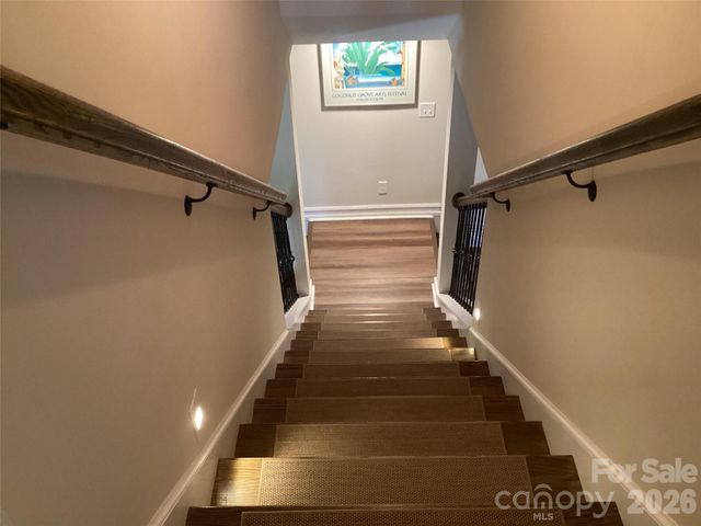 1052 Porter Creek Drive, Franklin, NC 28734